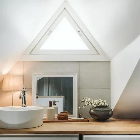 Hali - Hideaway Apartment *