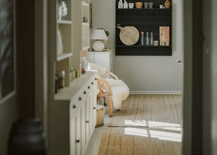 Hali - Hideaway Apartment *